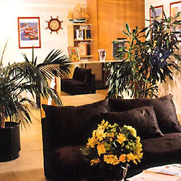 Seasons Centre Отель 3*
