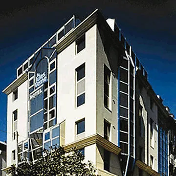 Seasons Centre Нант